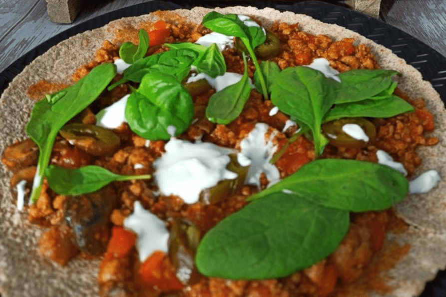 Lahmacun — turecka pizza na cienkim cieście
