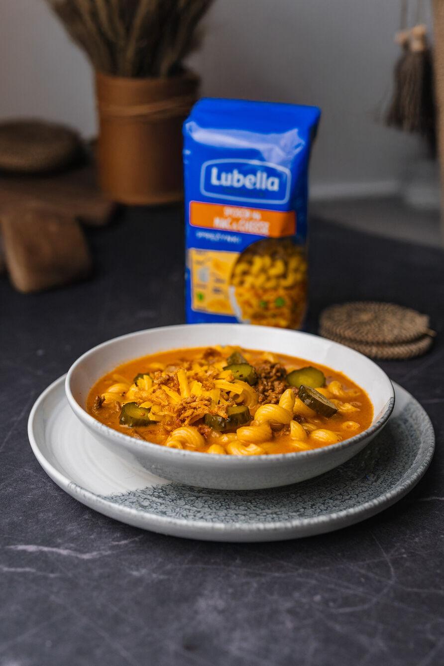 Zupa cheeseburgerowa