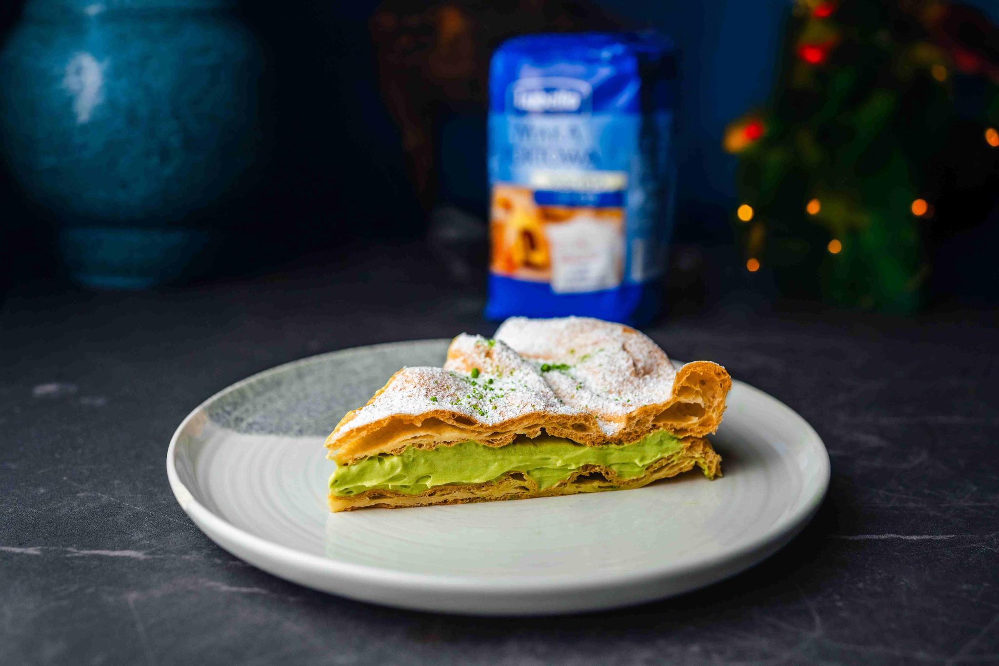 Karpatka z kremem matcha