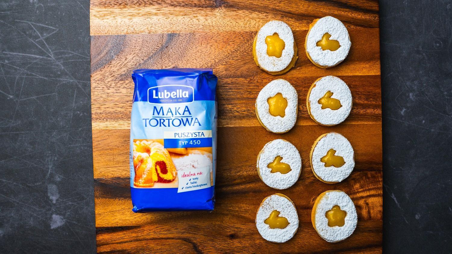 Wielkanocne ciasteczka w kształcie jajek z lemon curd