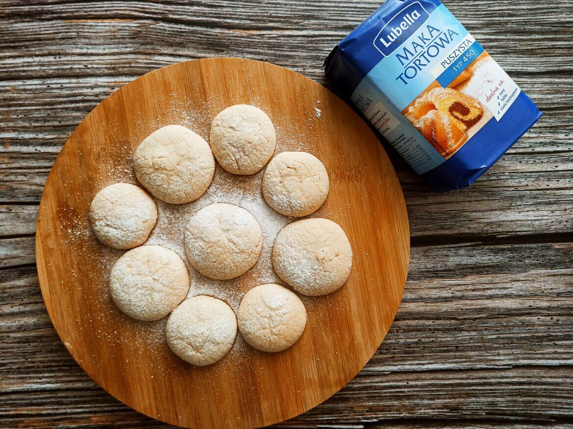 Popękane ciasteczka cytrynowe